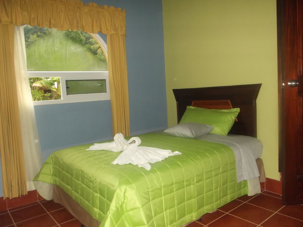 Hotel Ribiera Del Lago Peten Itza San Roman Экстерьер фото