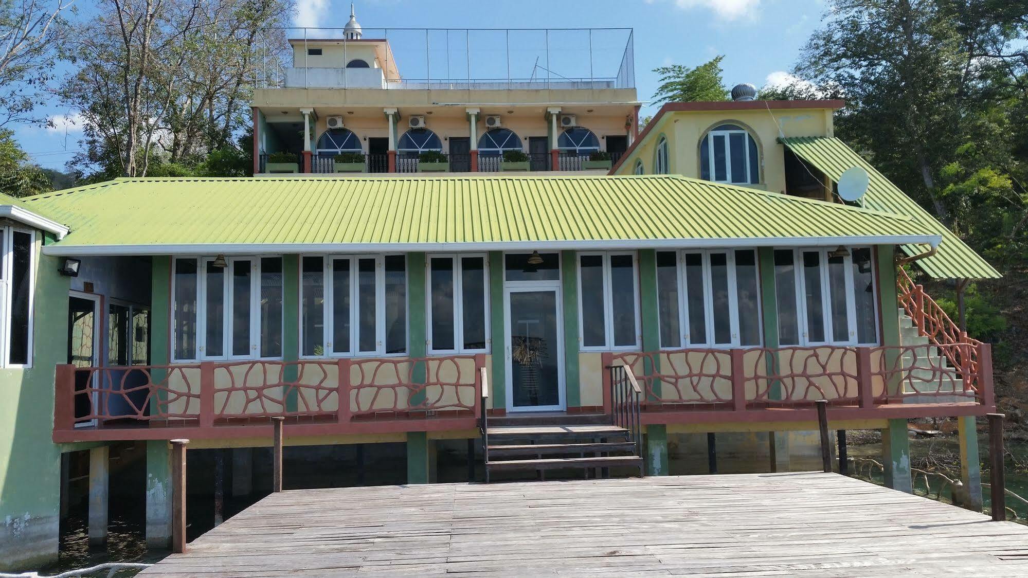 Hotel Ribiera Del Lago Peten Itza San Roman Экстерьер фото