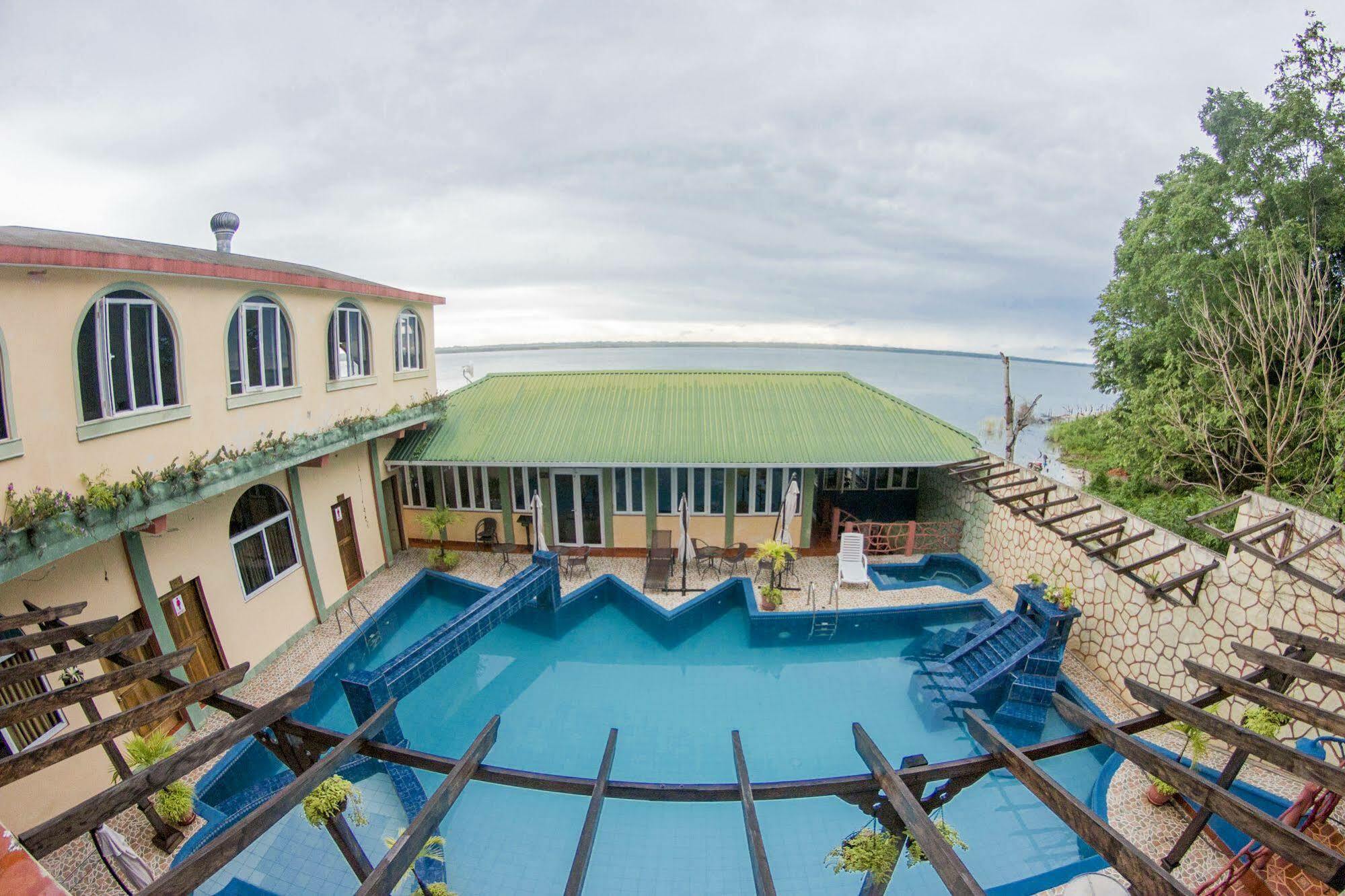 Hotel Ribiera Del Lago Peten Itza San Roman Экстерьер фото